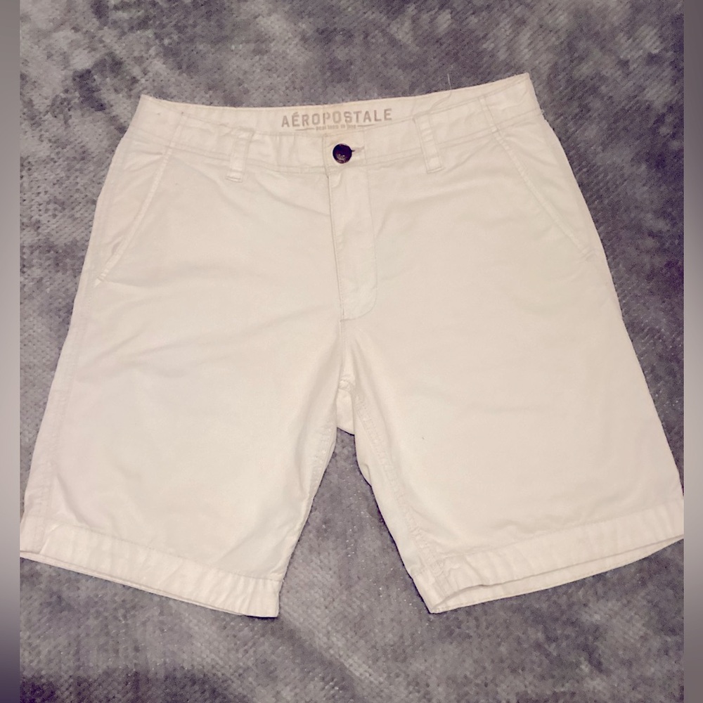 Men’s Aeropostale khaki shorts